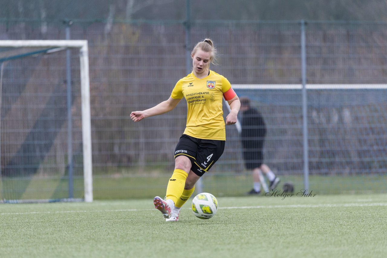 Bild 420 - F SSC Hagen Ahrensburg - SV Frisia Risum-Lindholm : Ergebnis: 1:2